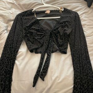 Windsor Black Velvet Leopard Long Sleeve